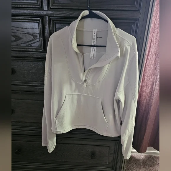 Lululemon Softstreme Pullover - Picture 7 of 15